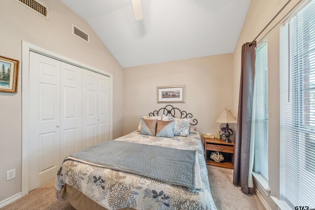 6952 La Hacienda Dr, Flint, TX 75762