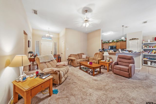 6952 La Hacienda Dr, Flint, TX 75762