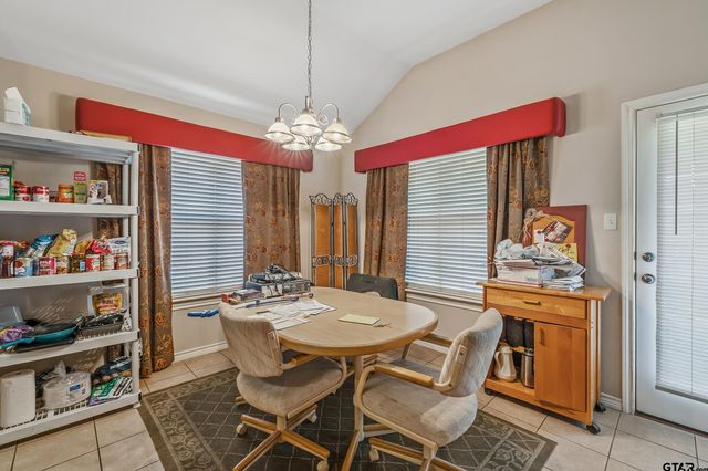 6952 La Hacienda Dr, Flint, TX 75762