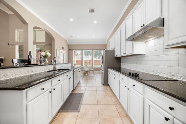 6023 Emberwood Falls Drive, Katy, TX 77494