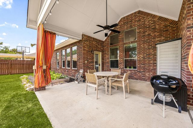 6023 Emberwood Falls Drive, Katy, TX 77494