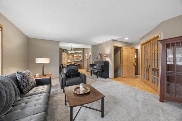 12400 Shenandoah Boulevard NW, Coon Rapids, MN 55448