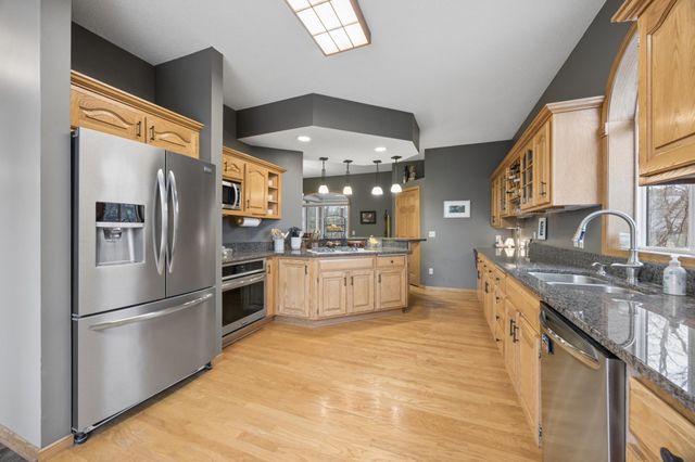 12400 Shenandoah Boulevard NW, Coon Rapids, MN 55448