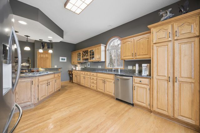 12400 Shenandoah Boulevard NW, Coon Rapids, MN 55448