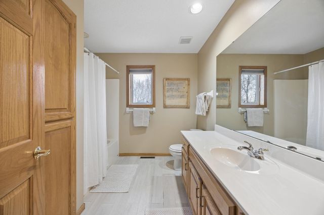 12400 Shenandoah Boulevard NW, Coon Rapids, MN 55448