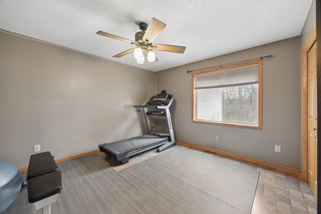 12400 Shenandoah Boulevard NW, Coon Rapids, MN 55448