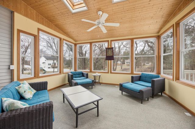 12400 Shenandoah Boulevard NW, Coon Rapids, MN 55448