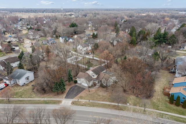 12400 Shenandoah Boulevard NW, Coon Rapids, MN 55448