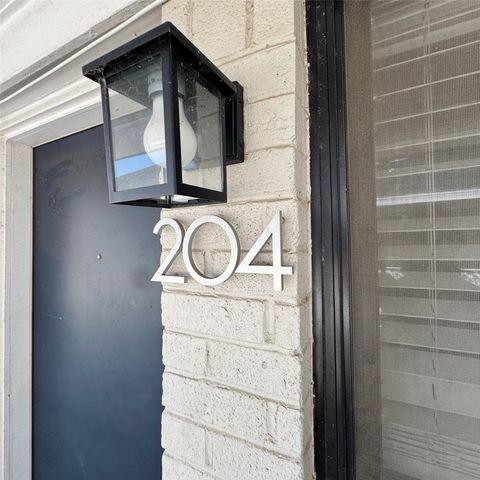5010 San Jacinto Street 204, Dallas, TX 75206