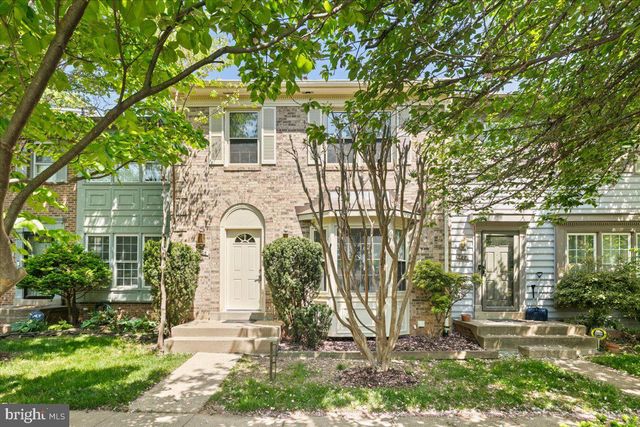 9606 SCOTCH HAVEN DR, Vienna, VA 22181