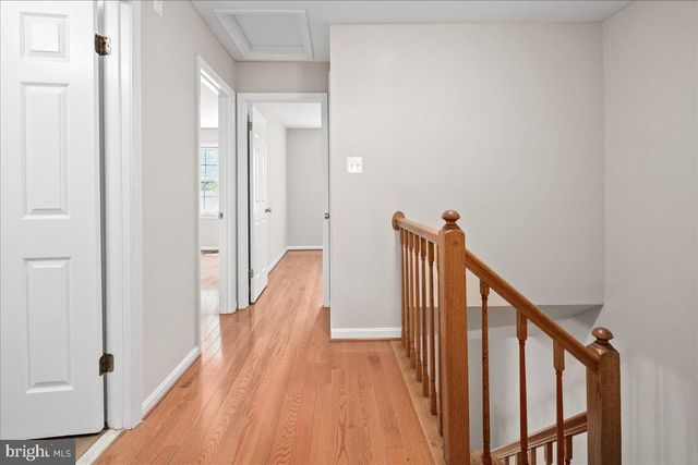 9606 SCOTCH HAVEN DR, Vienna, VA 22181