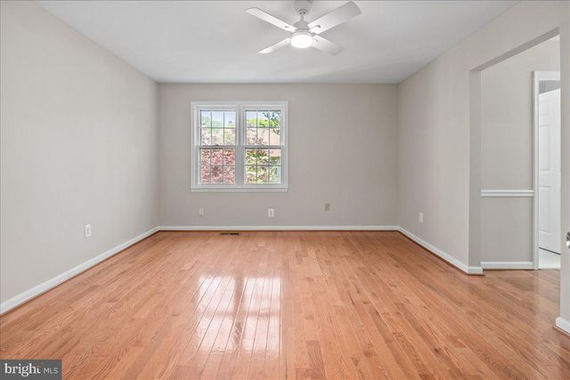 9606 SCOTCH HAVEN DR, Vienna, VA 22181