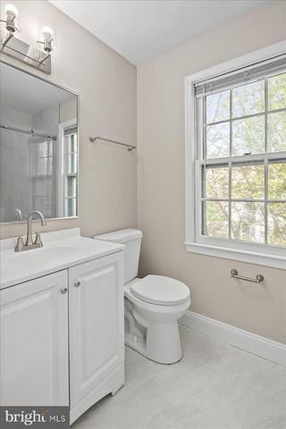 9606 SCOTCH HAVEN DR, Vienna, VA 22181