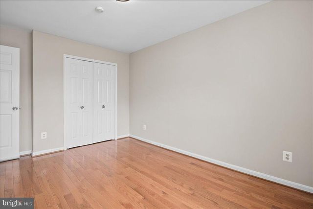 9606 SCOTCH HAVEN DR, Vienna, VA 22181