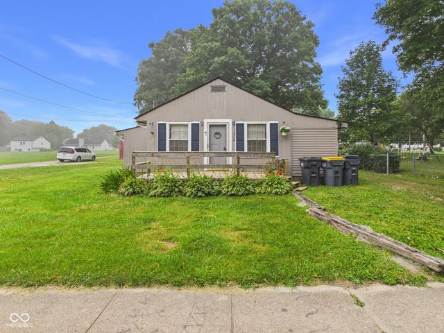 2611 E 10th Street, Anderson, IN 46012