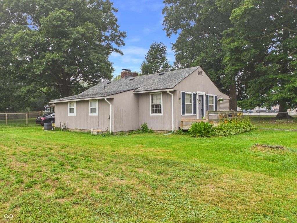 2611 E 10th Street, Anderson, IN 46012