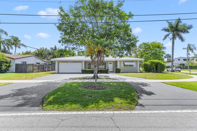 1424 SE 12th Avenue, Deerfield Beach, FL 33441