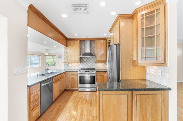 1424 SE 12th Avenue, Deerfield Beach, FL 33441