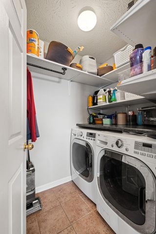 1284 Greendale Road, Lexington, KY 40511