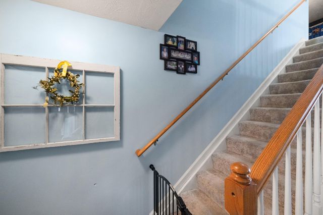 1284 Greendale Road, Lexington, KY 40511