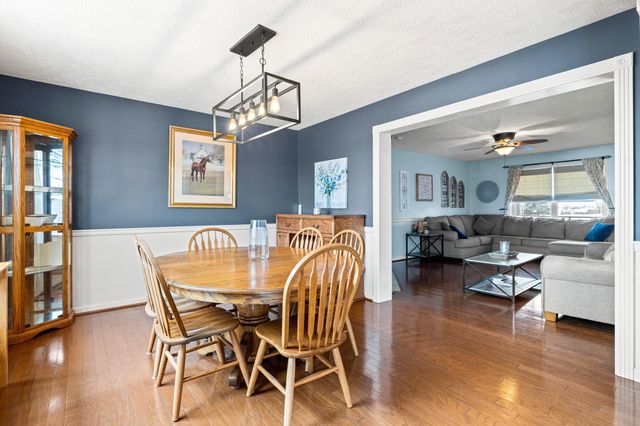 1284 Greendale Road, Lexington, KY 40511