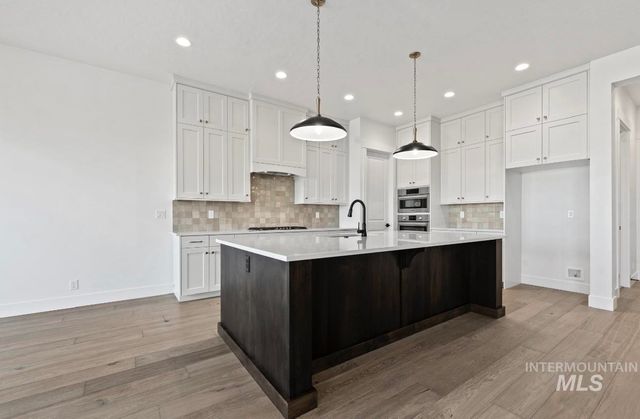 2083 N Rockdale Ave, Kuna, ID 83634