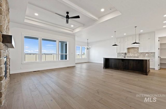 2083 N Rockdale Ave, Kuna, ID 83634