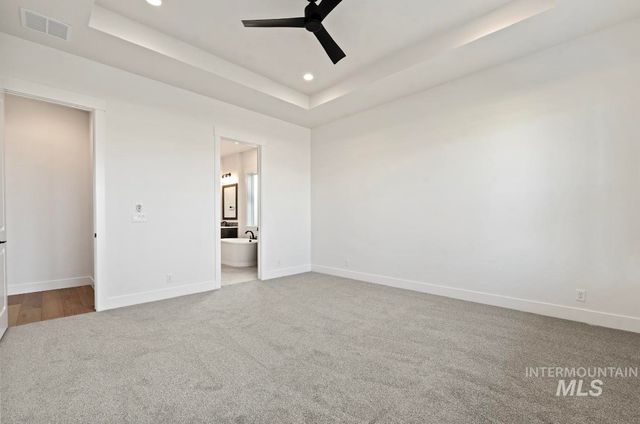 2083 N Rockdale Ave, Kuna, ID 83634