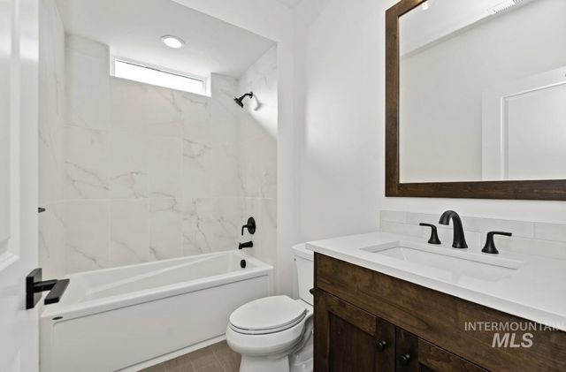 2083 N Rockdale Ave, Kuna, ID 83634