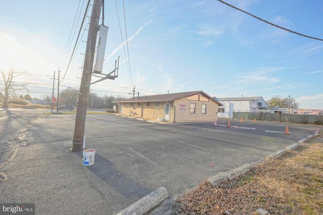 717 S BLACK HORSE PIKE, Blackwood, NJ 08012