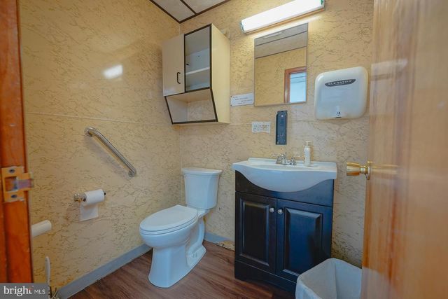 717 S BLACK HORSE PIKE, Blackwood, NJ 08012