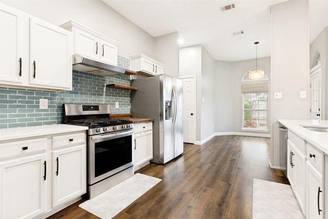 7305 Silverthorn Drive, Rowlett, TX 75089