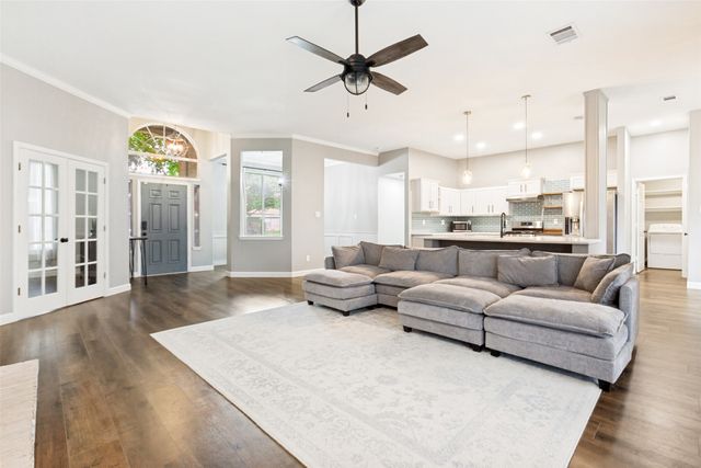 7305 Silverthorn Drive, Rowlett, TX 75089