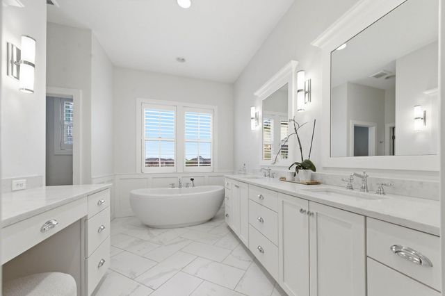 14001 E Rockhill St, Wichita, KS 67230