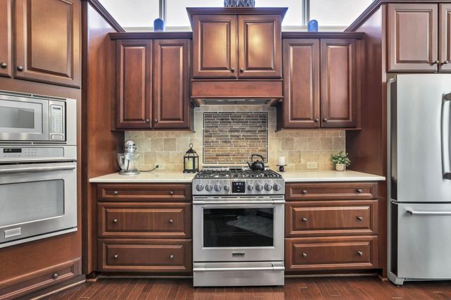 3871 Shadowstone Way, Columbus, OH 43221