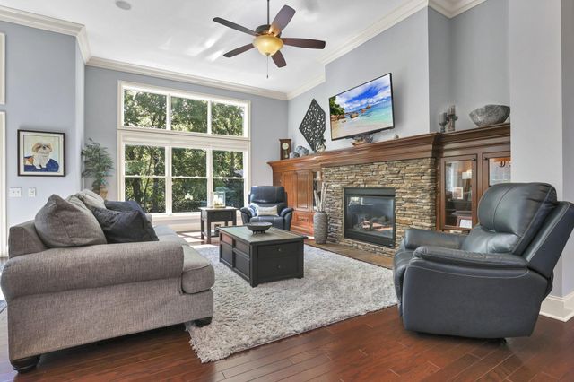 3871 Shadowstone Way, Columbus, OH 43221