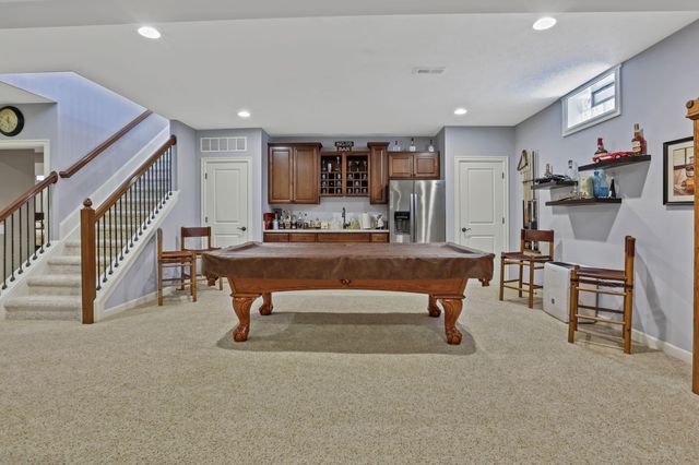 3871 Shadowstone Way, Columbus, OH 43221