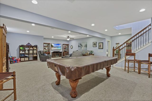 3871 Shadowstone Way, Columbus, OH 43221