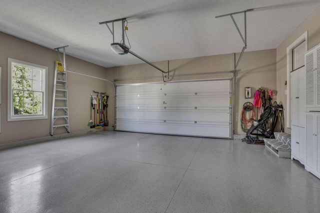 3871 Shadowstone Way, Columbus, OH 43221