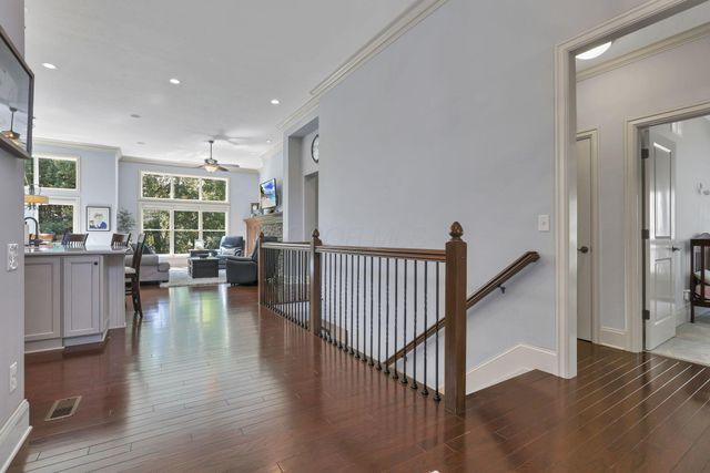 3871 Shadowstone Way, Columbus, OH 43221