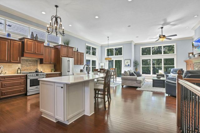 3871 Shadowstone Way, Columbus, OH 43221