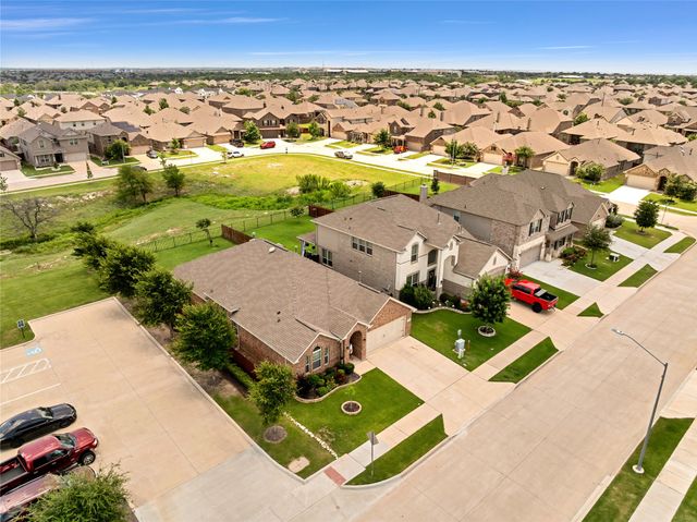 7244 Montosa Trail, Fort Worth, TX 76131