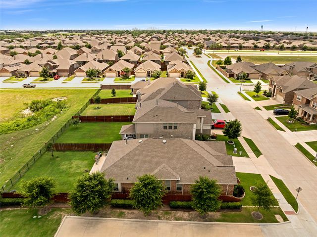 7244 Montosa Trail, Fort Worth, TX 76131