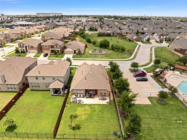 7244 Montosa Trail, Fort Worth, TX 76131
