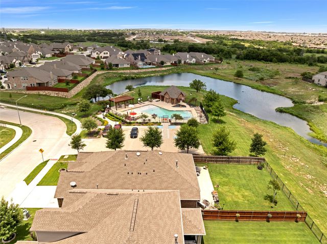 7244 Montosa Trail, Fort Worth, TX 76131