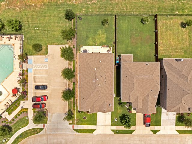 7244 Montosa Trail, Fort Worth, TX 76131