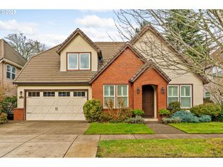 1163 CEDAR RIDGE Dr, Eugene, OR 97401