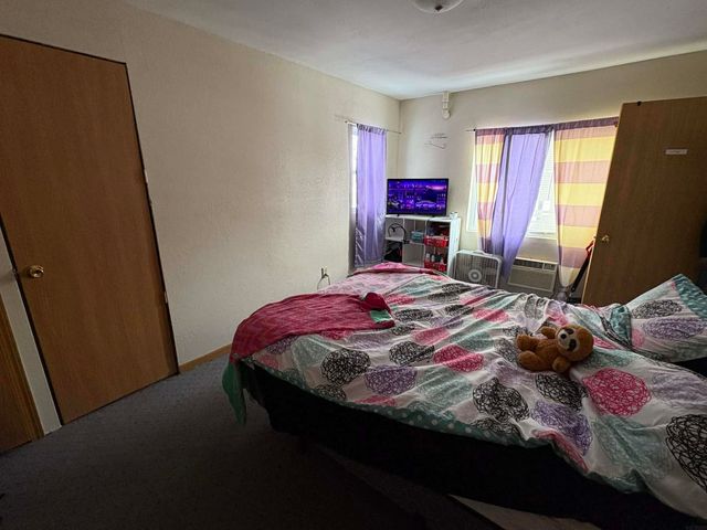 903 Kimball Avenue, Waterloo, IA 50702