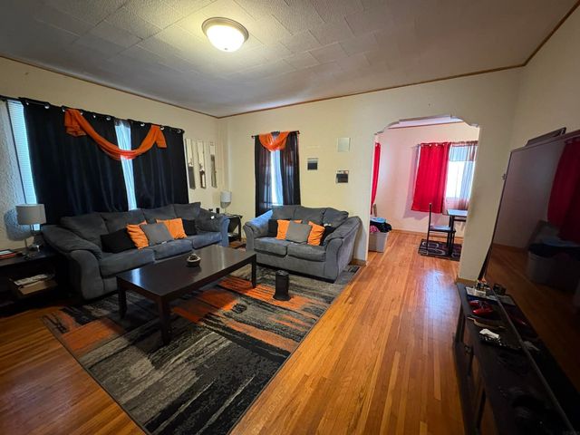 903 Kimball Avenue, Waterloo, IA 50702