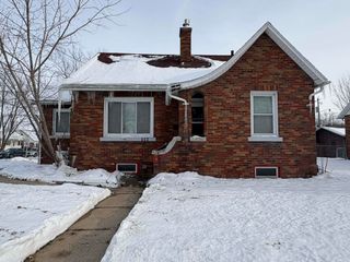 903 Kimball Avenue, Waterloo, IA 50702